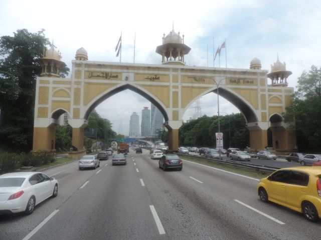 Wir fahren weiter in die malaiische Hauptstadt.